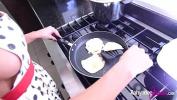 Video porn new Hot Sexy Rahyndee James Heats Up the Kitchen high speed