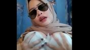 Video porn Malay busty girl showing tits on camera online