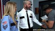 Download video sex new Blonde cop fucks suspect in the cell high quality