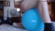 Download video sex hot Il feticismo mi fa impazzire e giocare con questi palloncini fara impazzire pure te in IndianSexy.Net