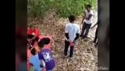 Watch video sexy Amigos na floresta Mp4